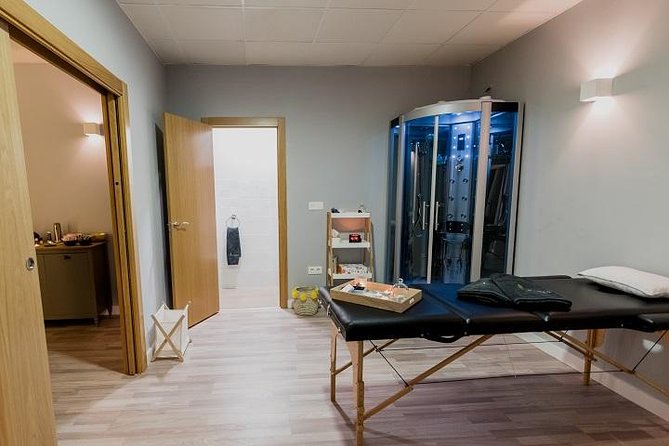 Massage Experience in Granada - Where BorealRelax fits in a Granada day
