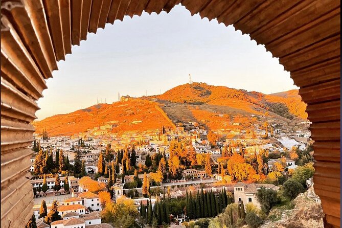 Private Tours Alhambra : Tickets & Tour Guide & Skip-the-Line - The Easy Start Point: Where You Meet and What You Should Do First