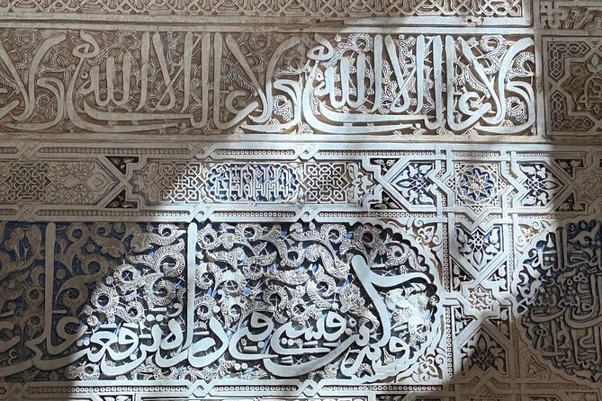 Private Tours Alhambra : Tickets & Tour Guide & Skip-the-Line - Stop 3: Generalife Gardens for About 1 Hour
