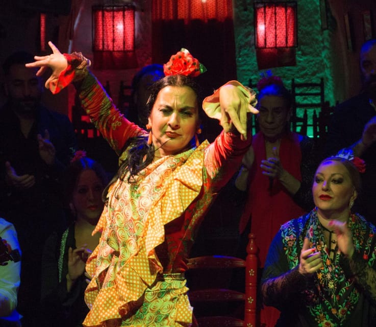 Sacromonte: Flamenco Show at Cuevas Los Tarantos Tickets - What you’re actually buying: a 1-hour live flamenco performance